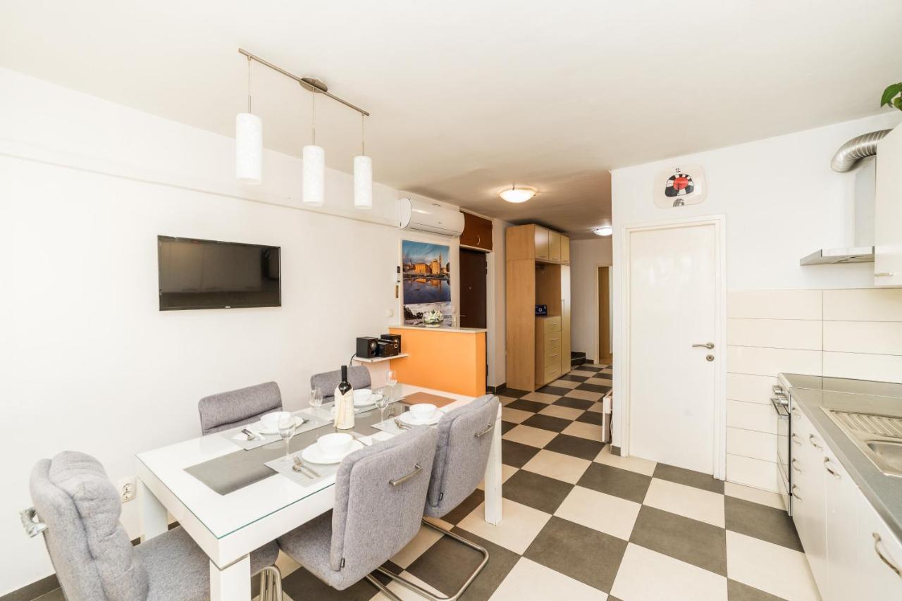 Apartment Mihaela Ζαντάρ Εξωτερικό φωτογραφία